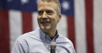 Alaska : Dan Sullivan face à Dan Sullivan pour le siège de sénateur
