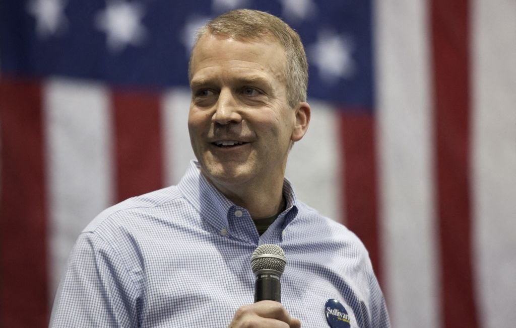Alaska : Dan Sullivan face à Dan Sullivan pour le siège de sénateur