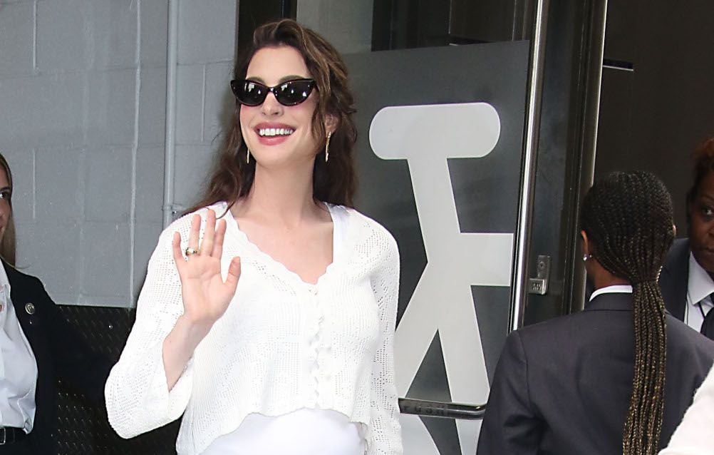 Anne Hathaway s'exprime sur l'absence de Julie Andrews dans « Princesse malgré elle 3 »
