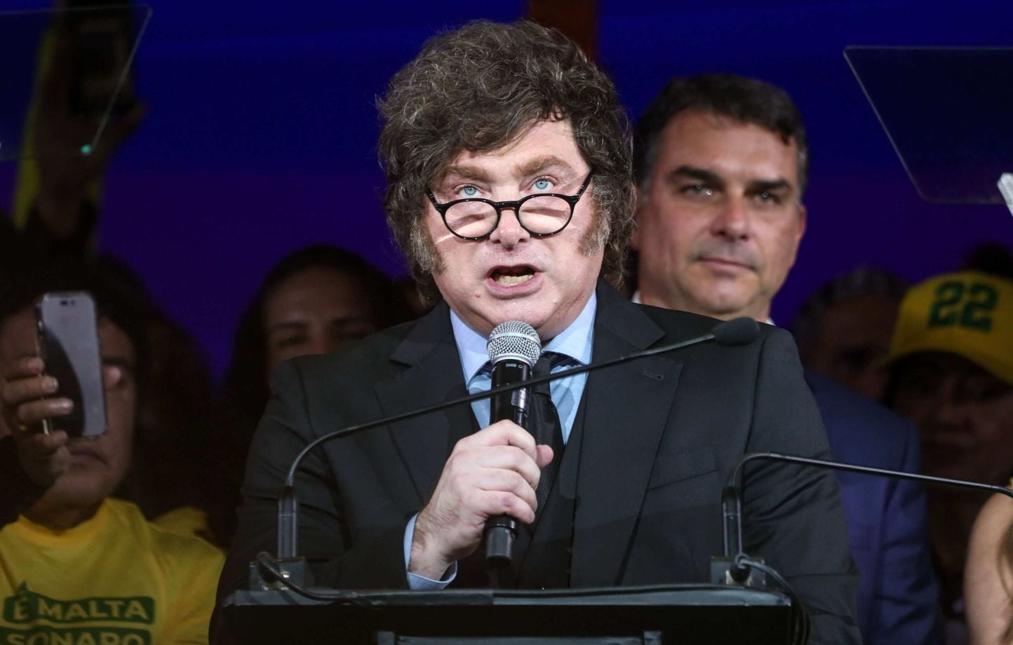 Argentine : Javier Milei insulte de nouveau Lula, le qualifiant de « voleur » et « corrompu »