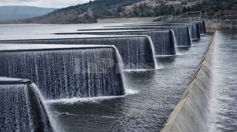 Barrage de Sidi El Barrak : une centrale photovoltaïque flottante pour préserver l'eau bientôt