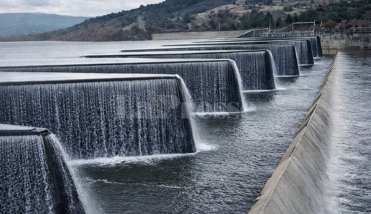 Barrage de Sidi El Barrak : une centrale photovoltaïque flottante pour préserver l'eau bientôt