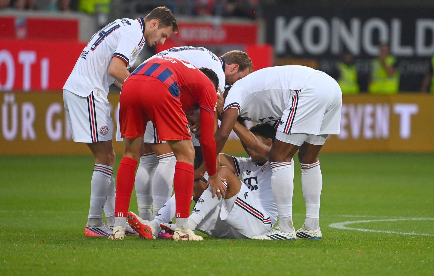 Bayern Munich : Jamal Musiala s'effondre en plein match, encore une fois en quatre jours