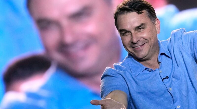 Brésil : Flavio Bolsonaro, fils de Jair, candidat contre Lula.