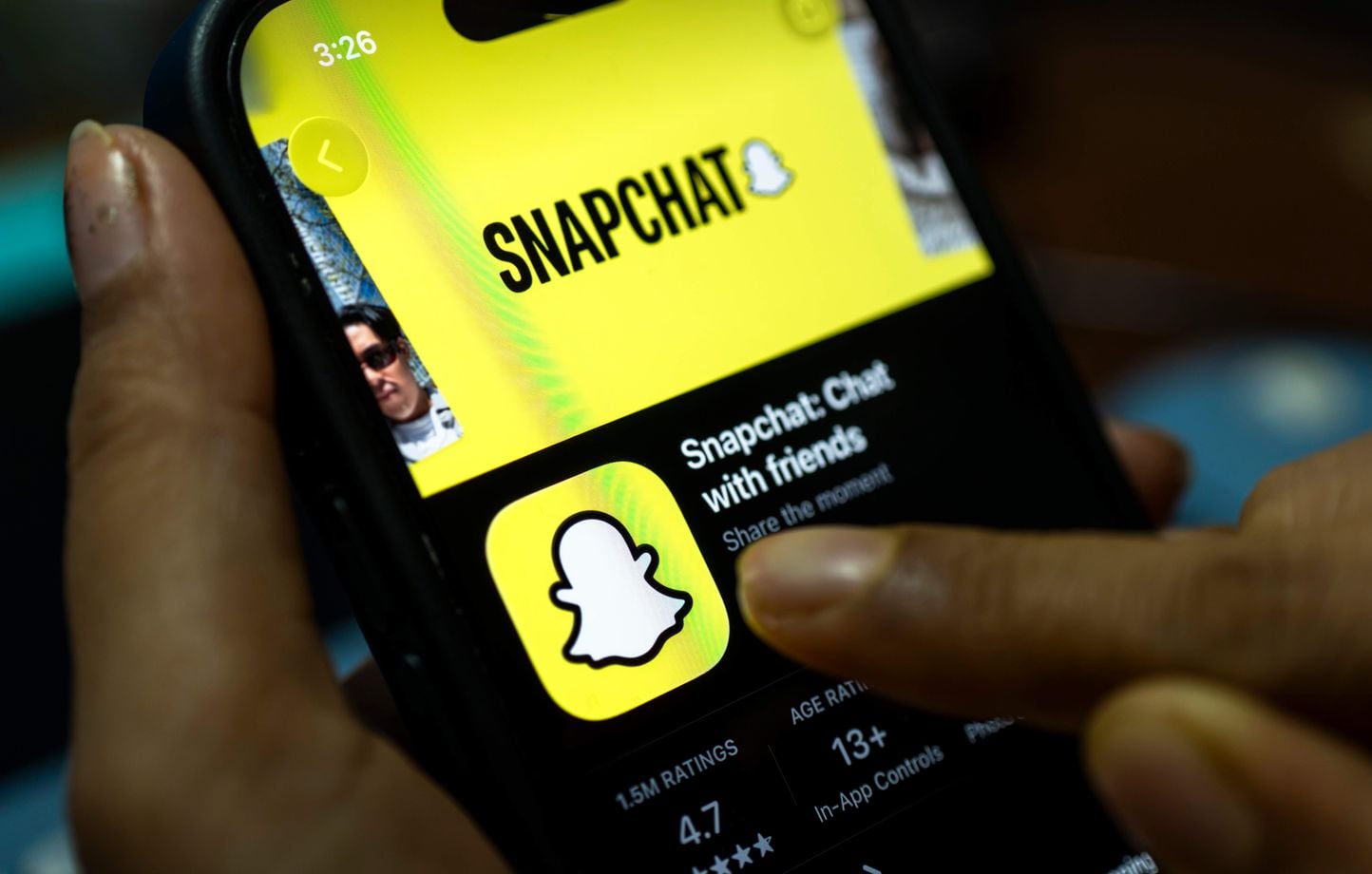 Bretagne : Un adolescent de 13 ans identifie un pédocriminel sur Snapchat