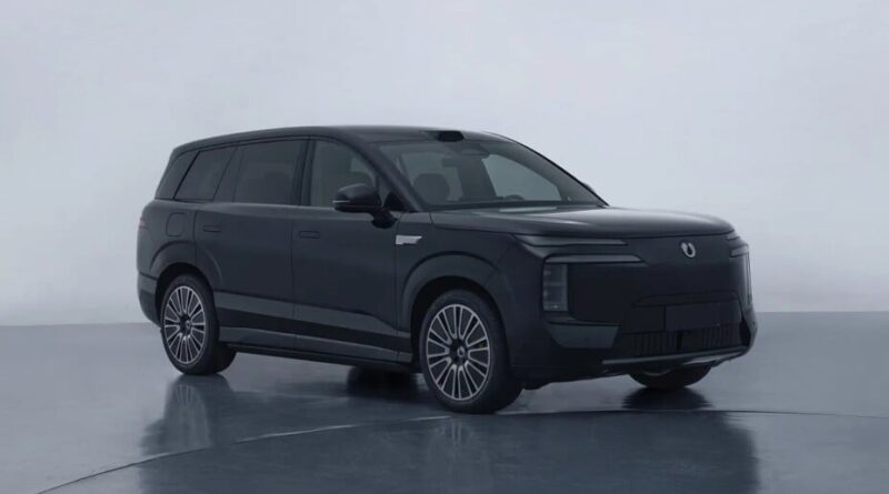 BYD présente son SUV électrique Denza N8 avec 1 000 km d’autonomie