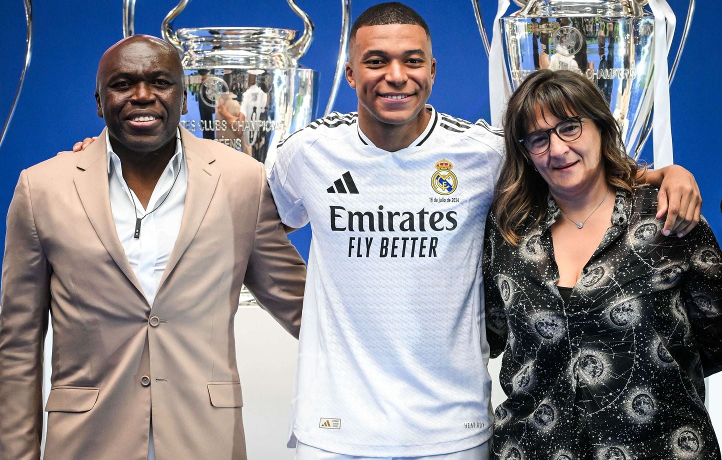 Caen : La famille Mbappé interdit les portables au centre de formation