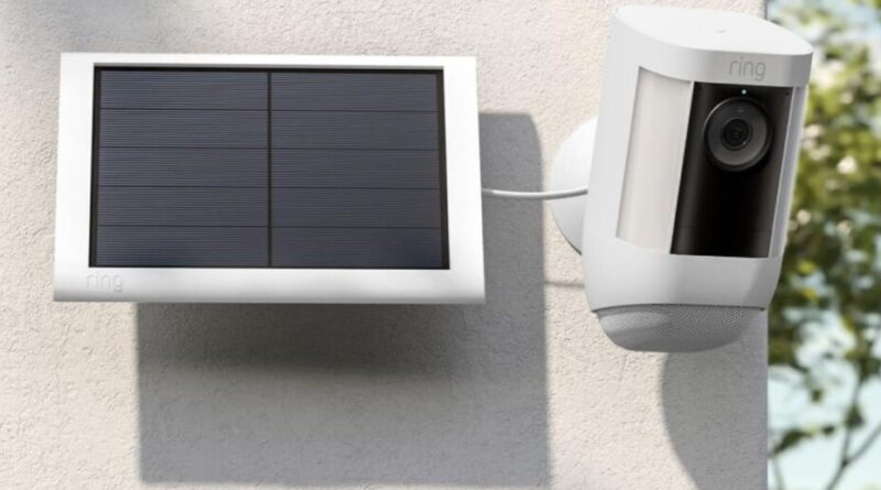 Caméra premium nocturne couleur à moitié prix avec panneau solaire inclus