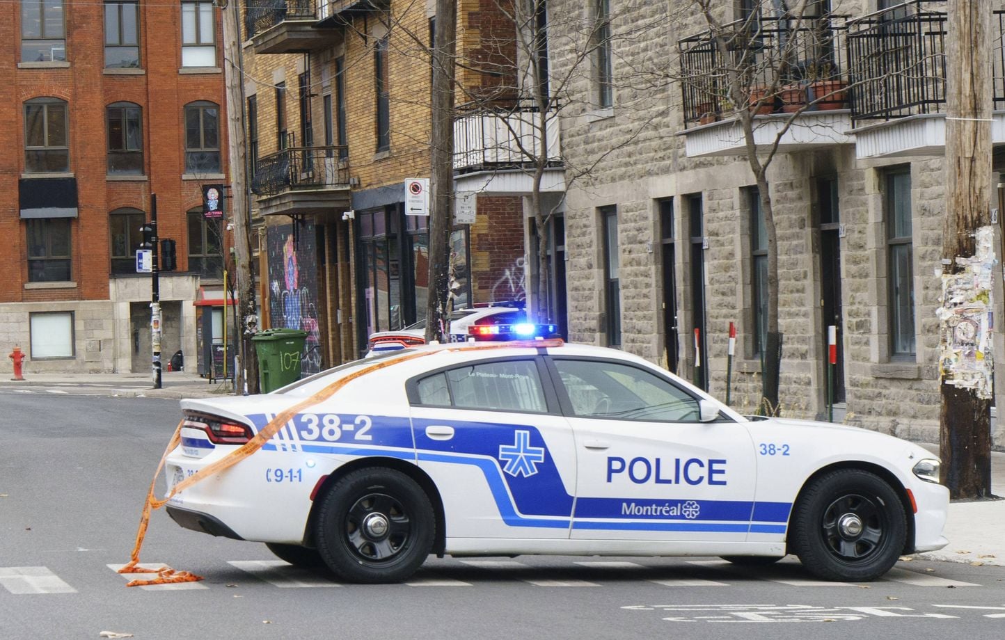 Canada : Arrestation d'un adolescent néonazi à Montréal pour un projet d'attaque scolaire
