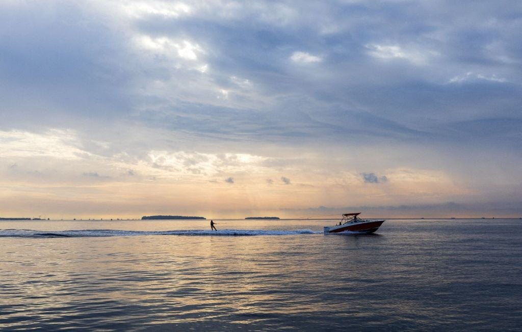 Cannes : Collision entre deux bateaux, un jeune disparu lors d'une fête d'anniversaire