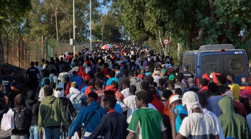 Ceuta : L’Espagne crée des centres d’hébergement pour les migrants dans l’enclave