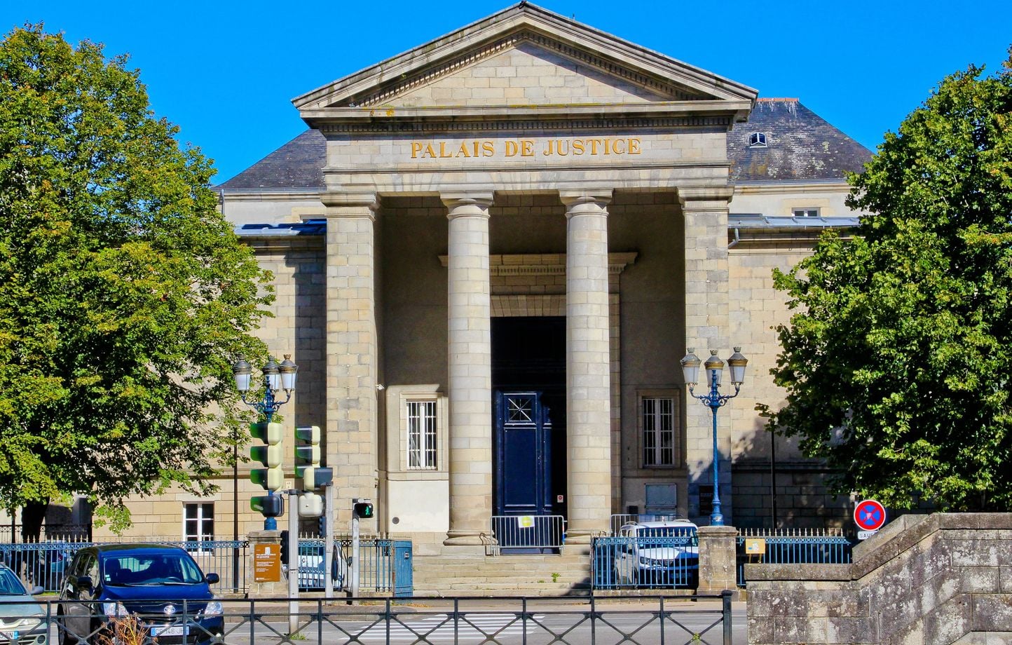 Concarneau : Enquête pour agression sexuelle contre le maire, qui dénonce des accusations infamantes.