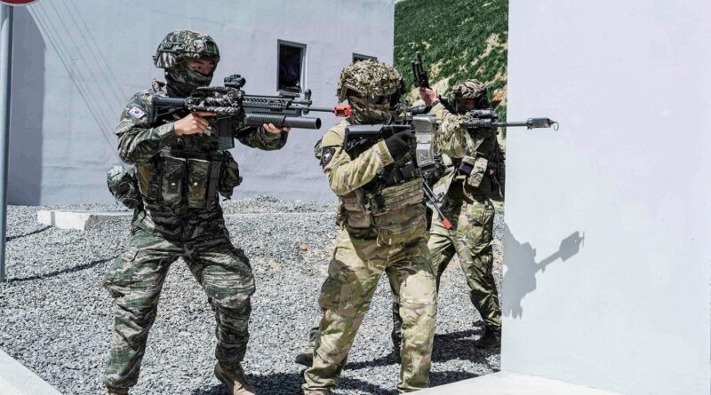 Corée du Nord : Etats-Unis et Corée du Sud exercent face aux menaces de Pyongyang