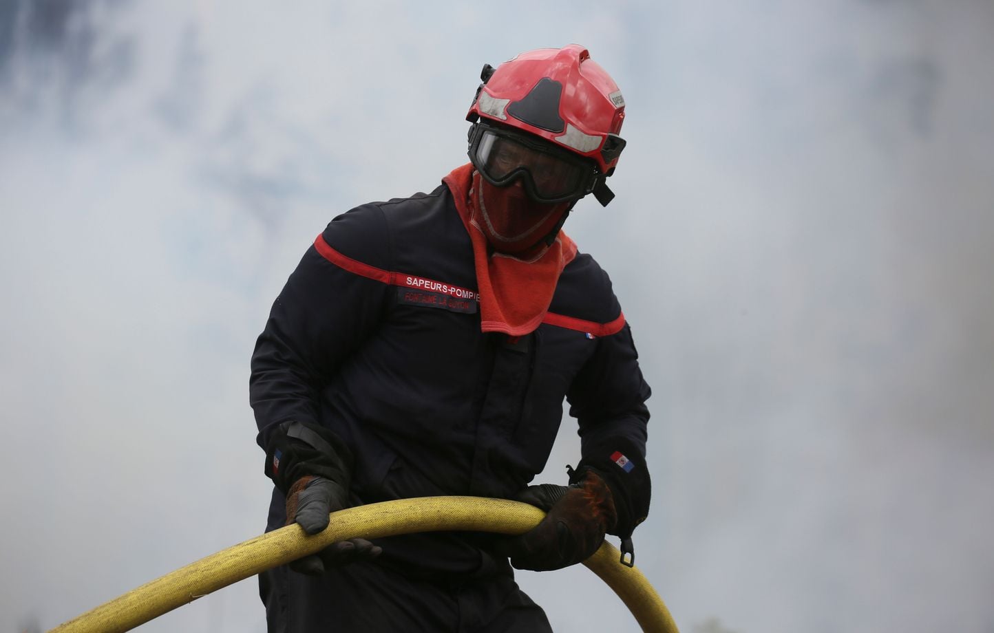 Corse : 200 habitants près d'Ajaccio fuient leur maison à cause des orages et d'un feu