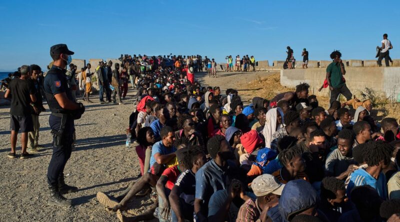 Crise à Ceuta : Le Maroc affirme avoir alerté l’Espagne sur les risques migratoires