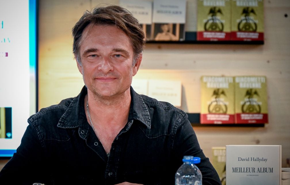 David Hallyday révèle les prénoms de ses trois petits-enfants.