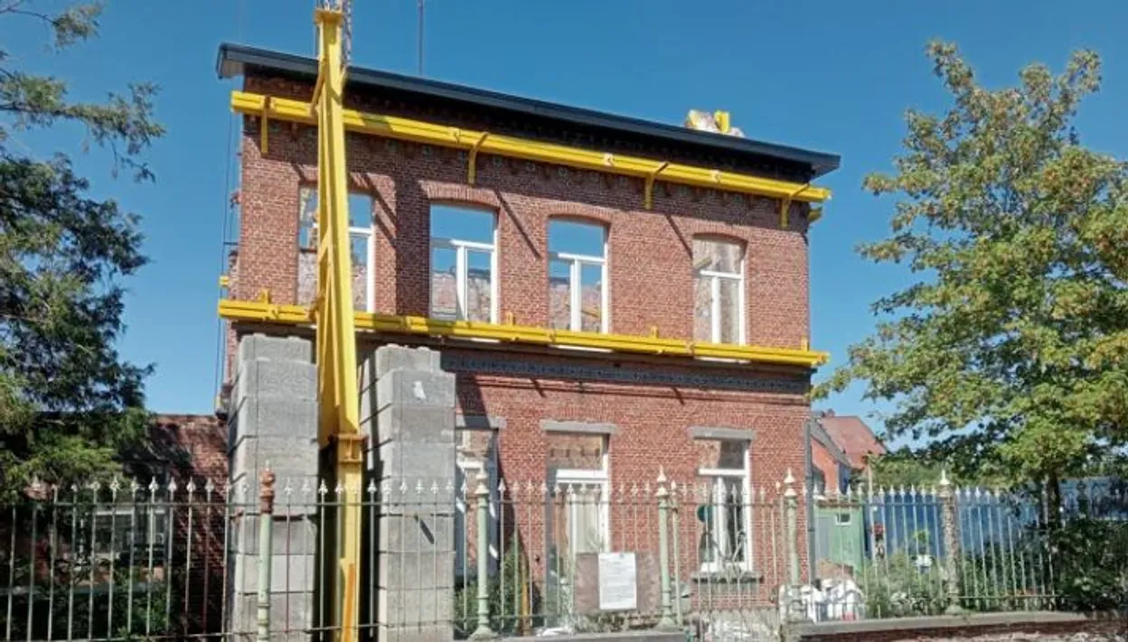 Dendermonde : des ouvriers découvrent 9 millions d'euros en or dans un mur
