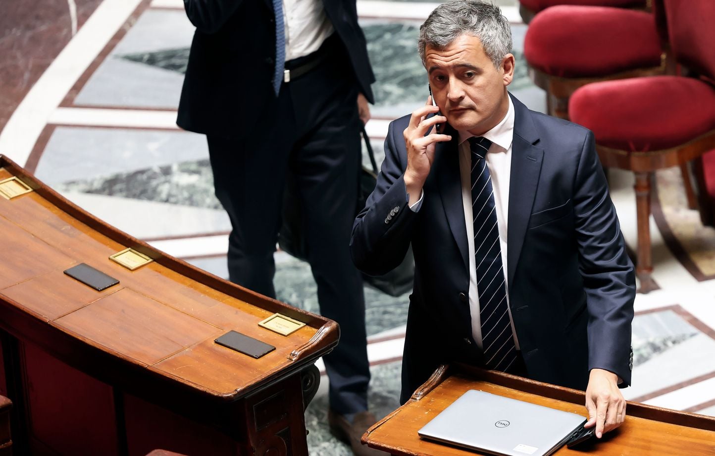 DZ Mafia : Gérald Darmanin assure que l’enquête sur les menaces contre le maire d’Alès progresse