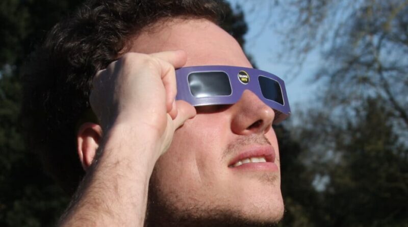 Éclipse du 12 août : vérifier l’efficacité de vos lunettes de protection