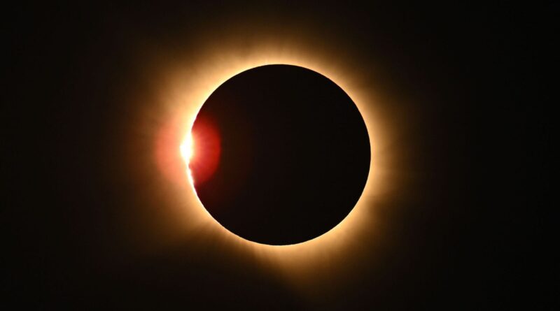 Éclipse solaire : revivez le spectacle exceptionnel du 12 août