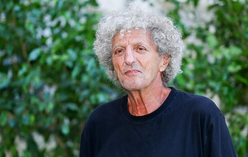 Élie Chouraqui soutient les plaignantes tout en restant ami avec Patrick Bruel.