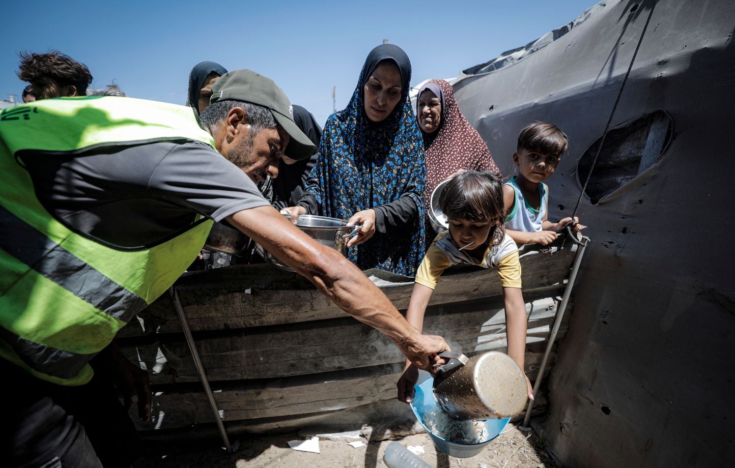 En 2025, 350 travailleurs humanitaires tués à Gaza et au Soudan