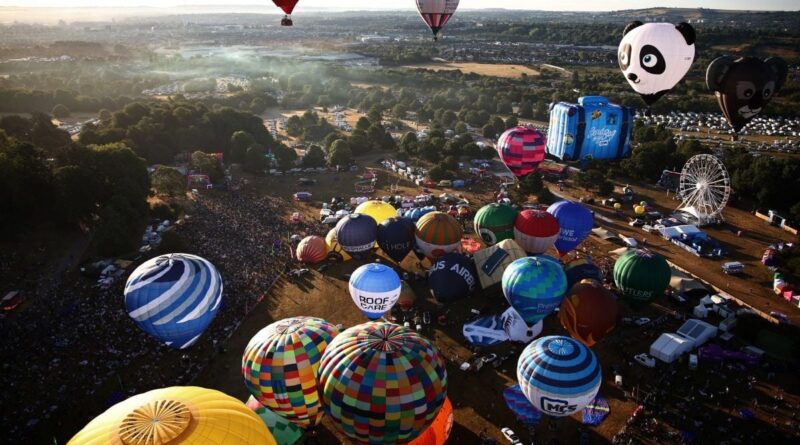 EN IMAGES. Les superbes photos du festival de montgolfières de Bristol.