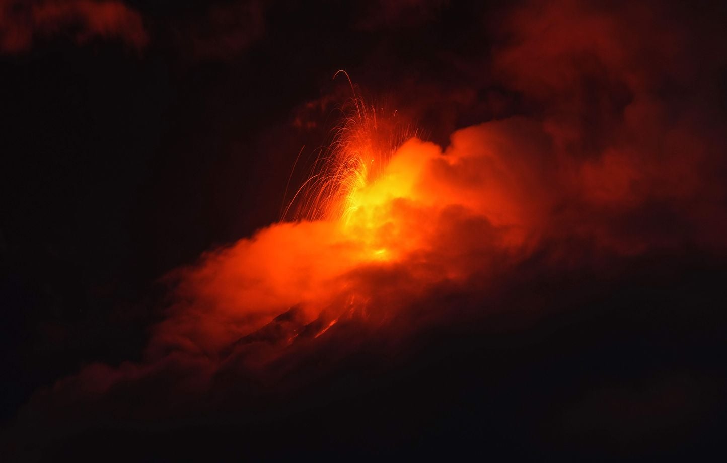 En photos : Le volcan El Fuego se réveille au Guatemala