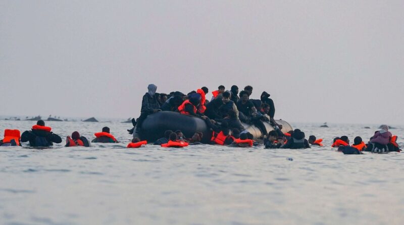Espagne : Deux migrants secourus après 15 jours de dérive en mer