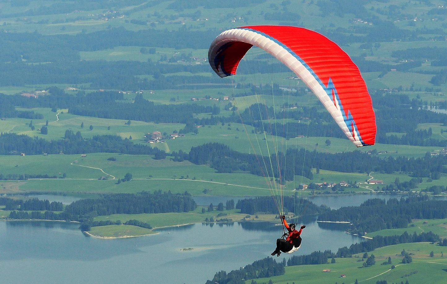 Espagne : Le parapentiste disparu a été retrouvé mort après quatre jours.