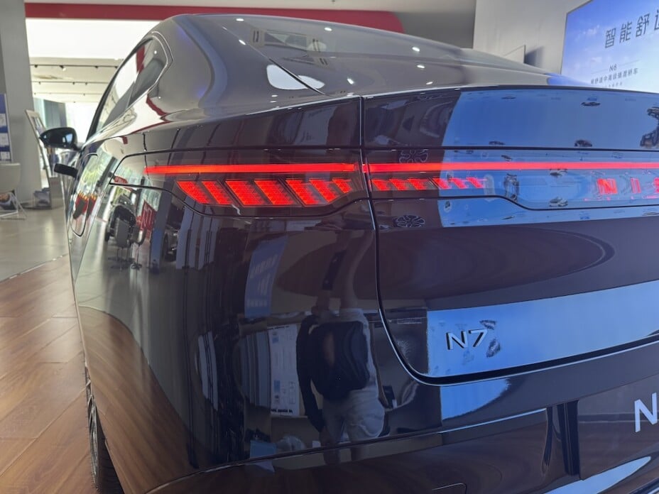 Essai de la Nissan N7 électrique, concurrente de la Tesla Model 3 à moitié prix