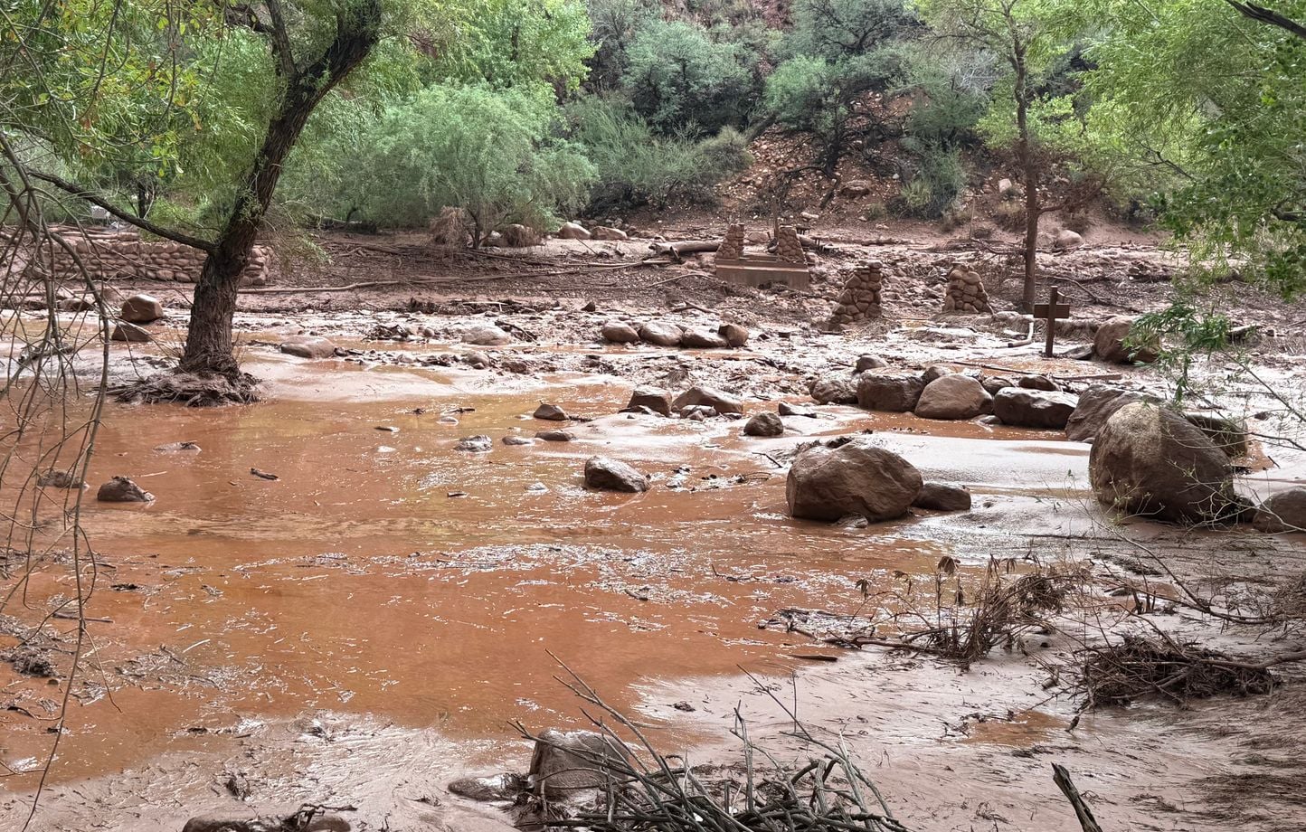 Etats-Unis : Deux morts et une quinzaine de disparus après crue éclair au Grand Canyon
