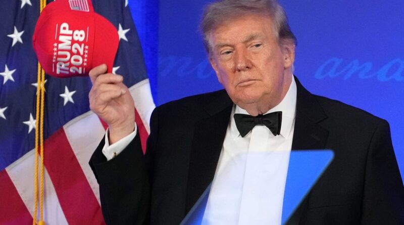 Etats-Unis : Donald Trump peut-il vraiment rester président en 2028 ?