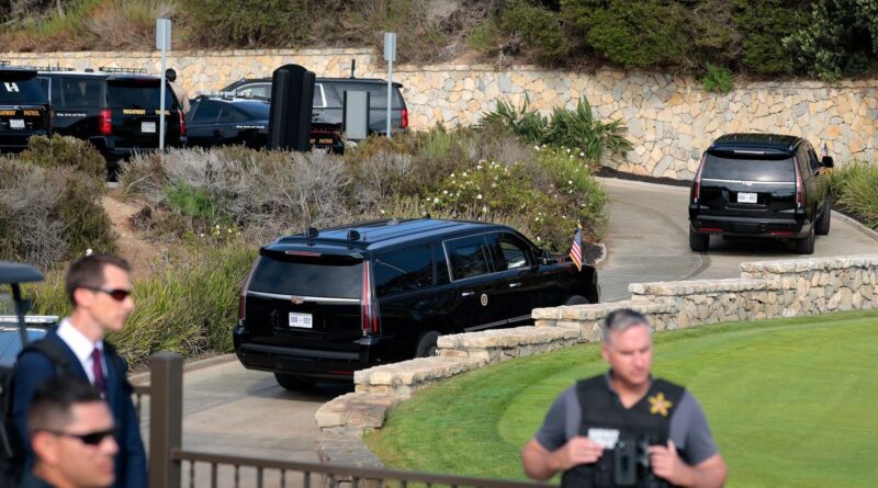 Etats-Unis : Homme arrêté sur le golf de Trump poursuivi pour possession illégale d'arme à feu
