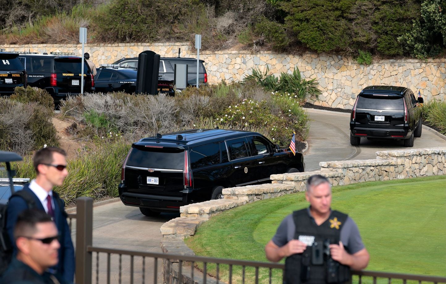 Etats-Unis : Homme arrêté sur le golf de Trump poursuivi pour possession illégale d'arme à feu