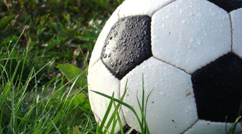 Etats-Unis : Un jeune footballeur roue de coups un adversaire en plein match