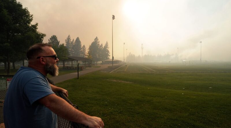 Evacuations de milliers de personnes aux Etats-Unis à cause des feux de forêt