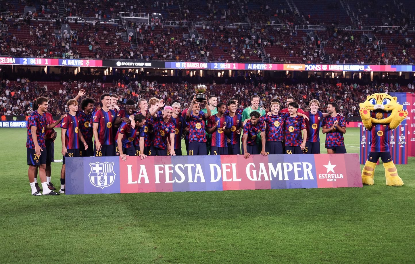 FC Barcelone : Le Barça ne rendra pas hommage à ses champions du monde