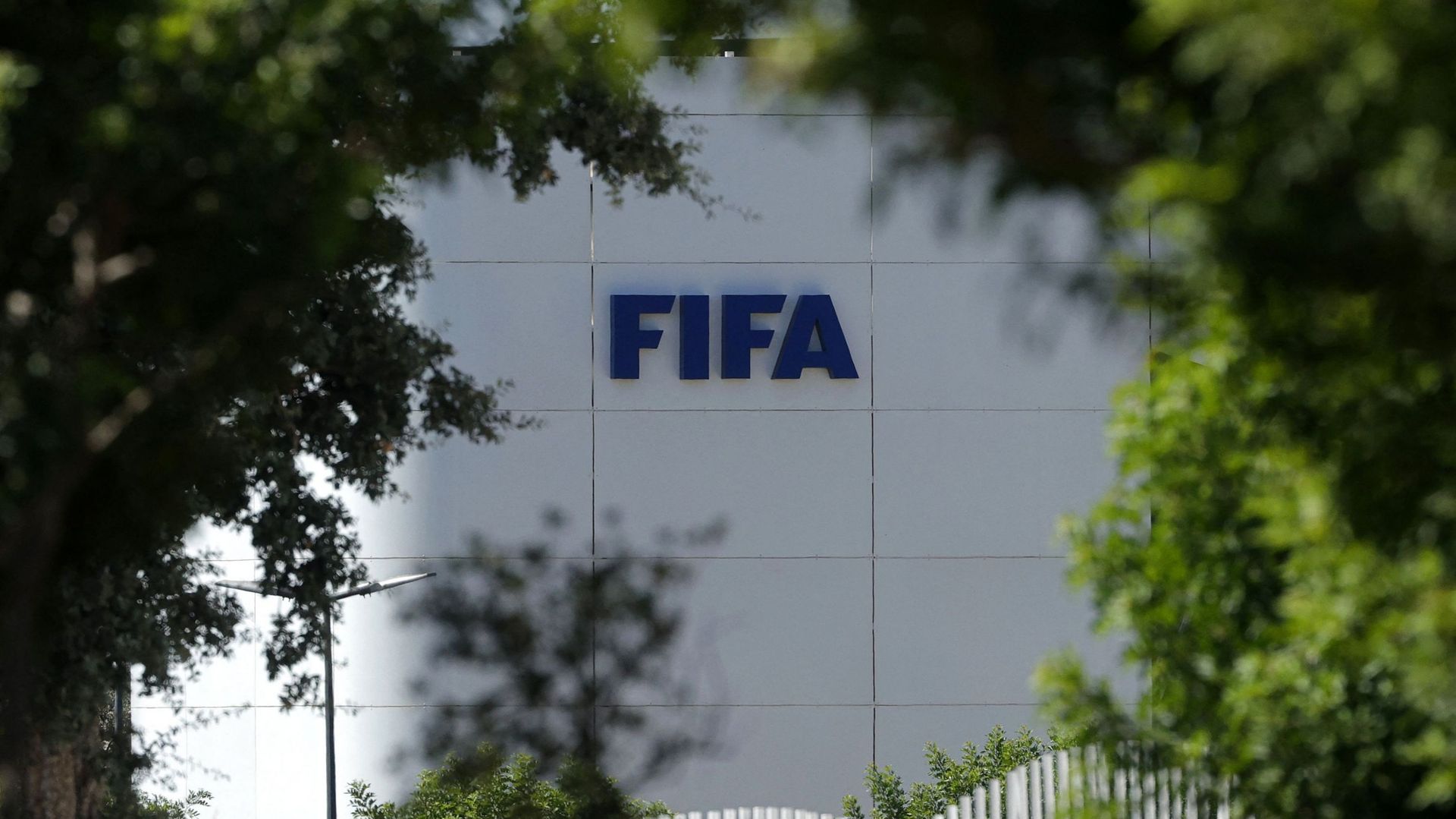 FIFA : Gianni Infantino organise discrètement une réunion de crise au Maroc, rien n'a filtré