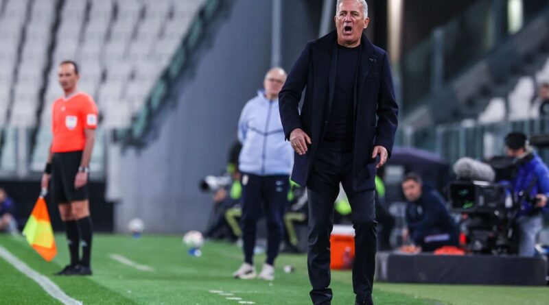 Football : L'Algérie se sépare finalement de son sélectionneur après prolongation