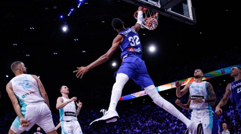 France - Slovénie : Les Bleus, avec Wemby, dominent la Slovénie à Bercy