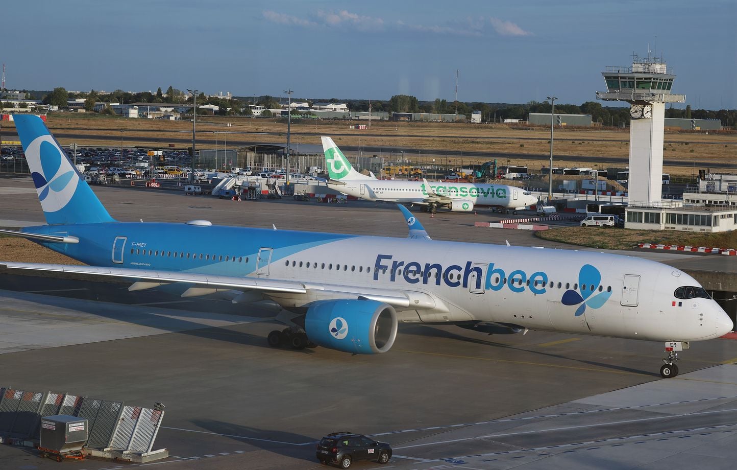 French Bee loue des avions et du personnel pour contrer la grève.