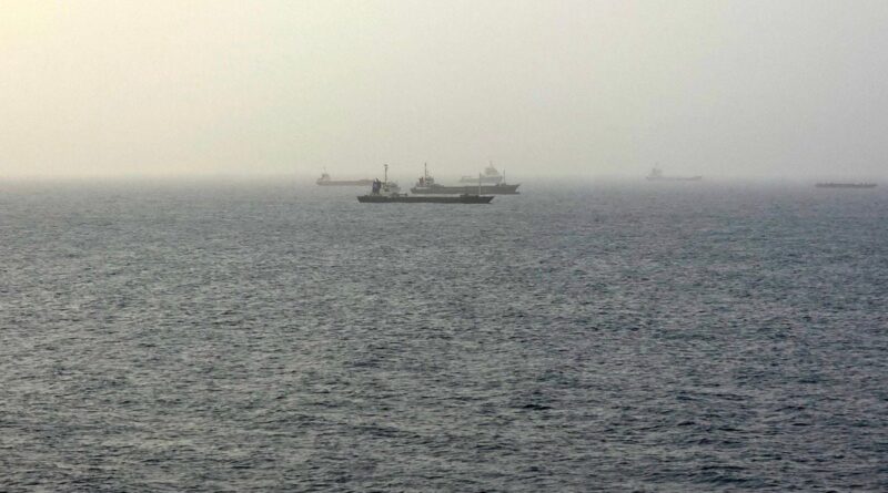 Guerre au Moyen-Orient : Un pétrolier frappé par un « projectile inconnu » dans le détroit d’Ormuz
