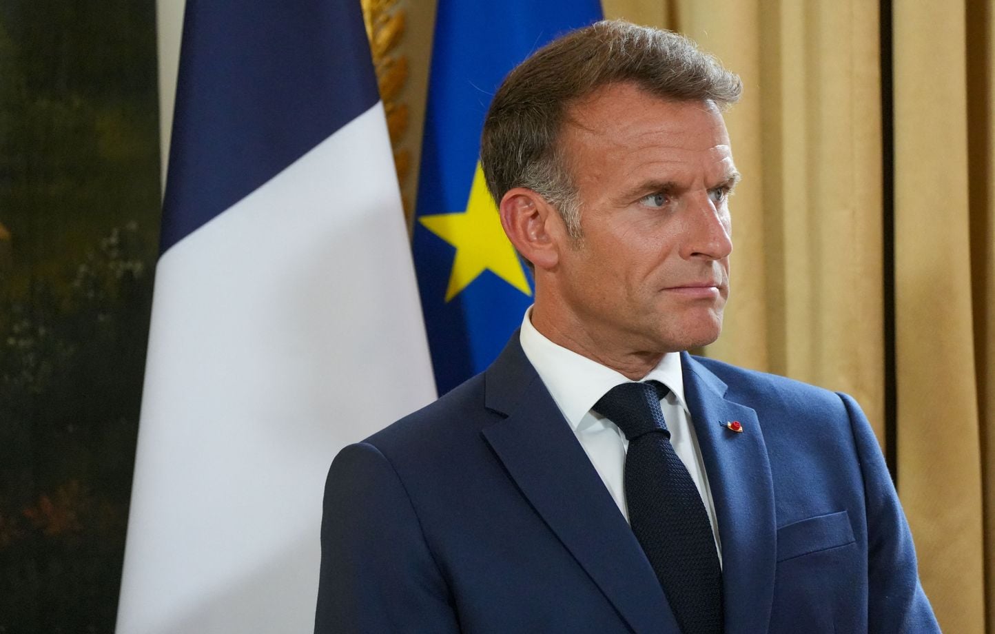 Guerre en Ukraine : Macron en Suède face à la menace russe croissante.