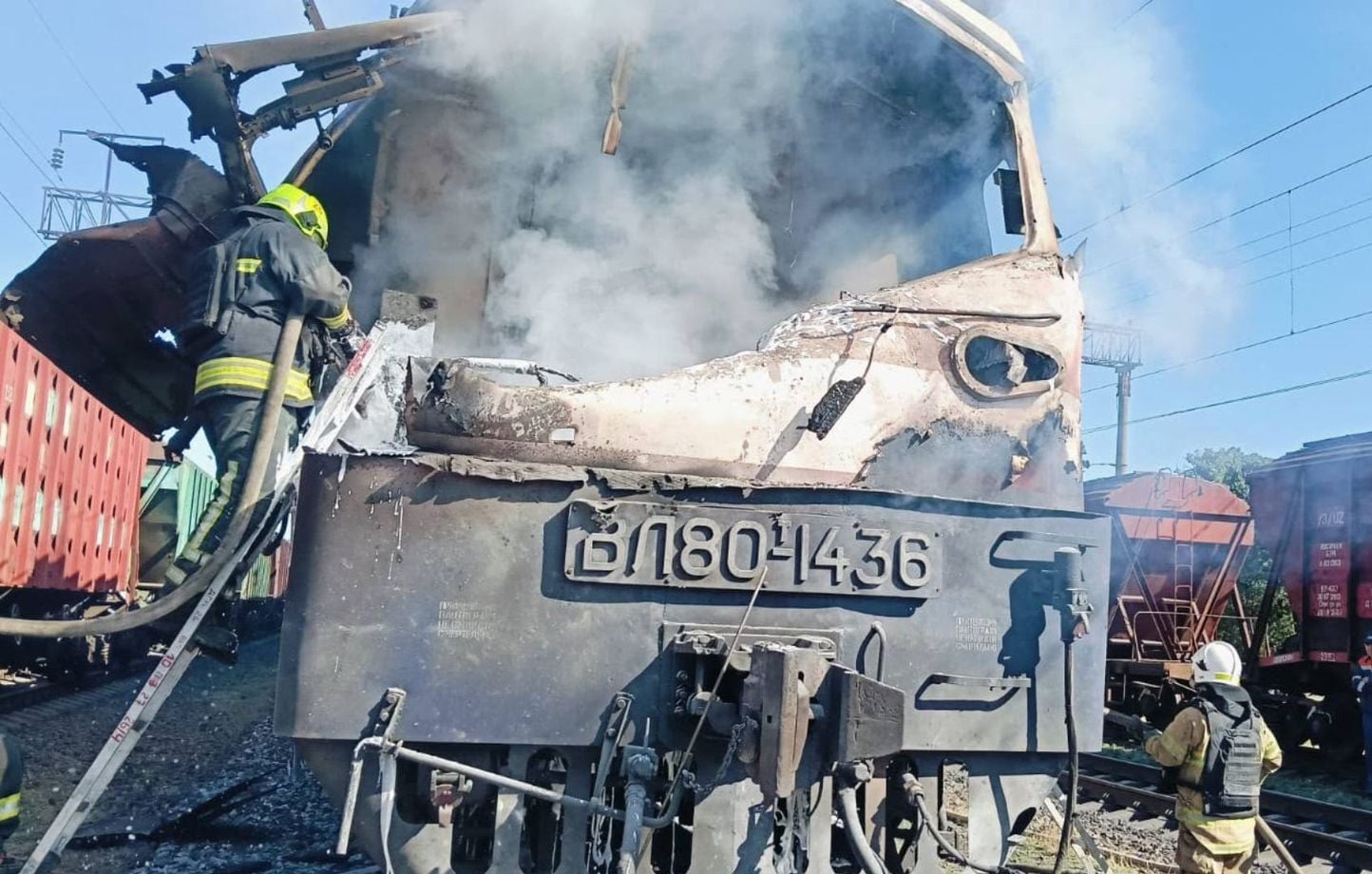Guerre en Ukraine : Moscou attaque deux trains, Kiev immobilise une raffinerie russe pour des mois
