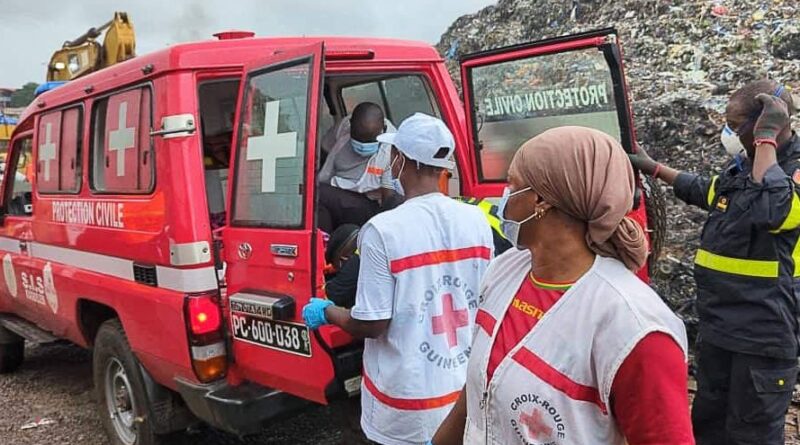 Guinée : Éboulement d'une décharge à Conakry fait trente morts