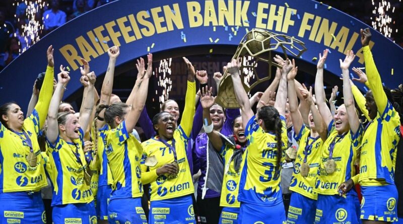 Handball : Metz, championne d’Europe, déplore « le peu de reconnaissance » d’Emmanuel Macron