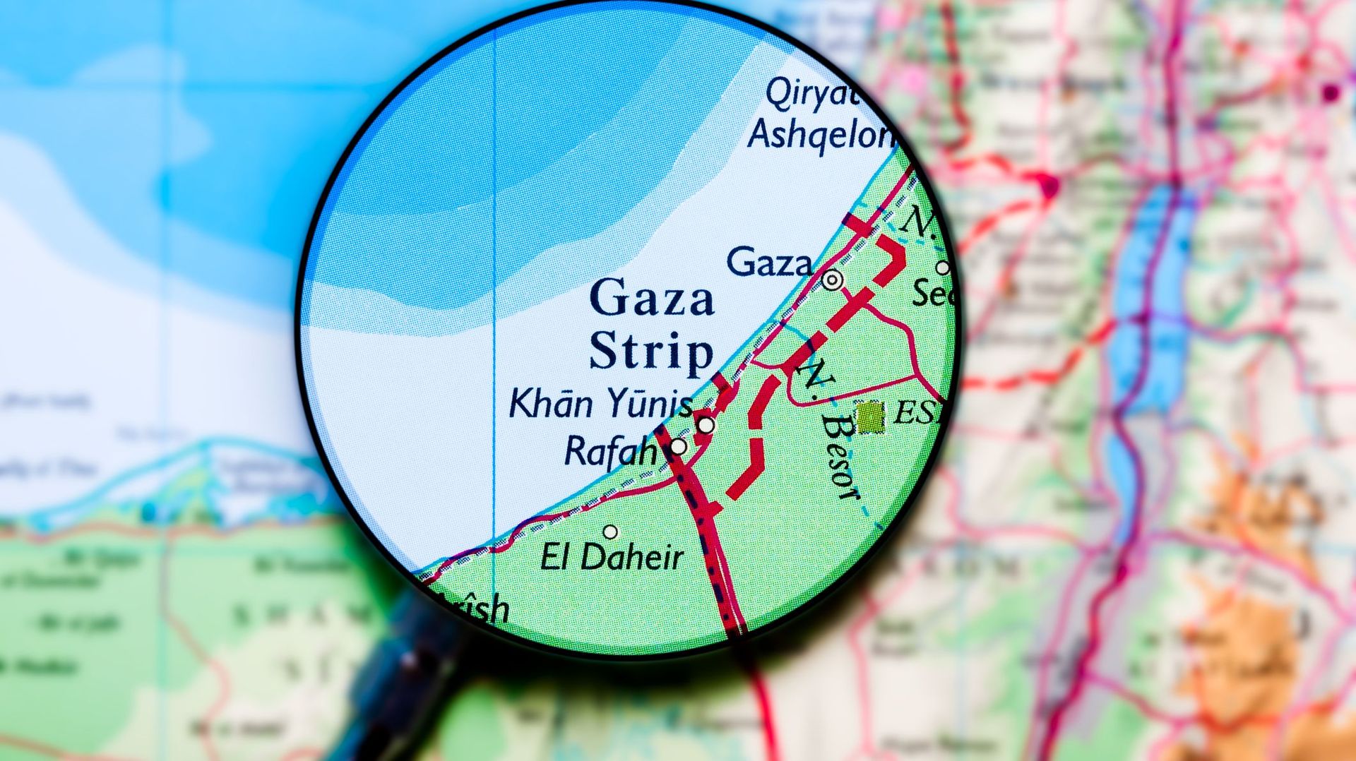 Huit pays musulmans dénoncent le "refus israélien" du plan Trump en guerre Israël-Gaza.
