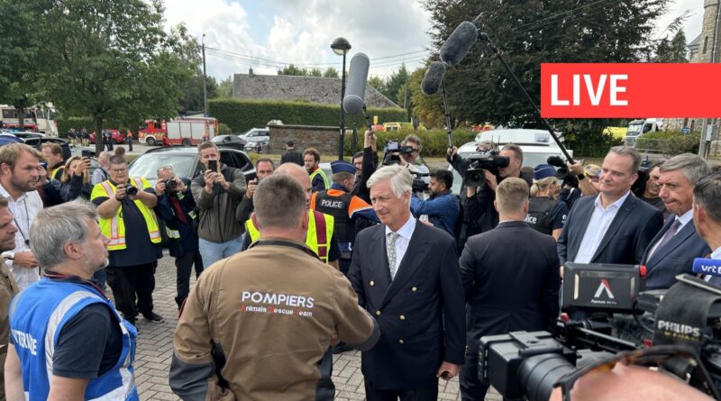 Incendie dans les Hautes Fagnes : le roi Philippe rend hommage aux secours à Sourbrodt.