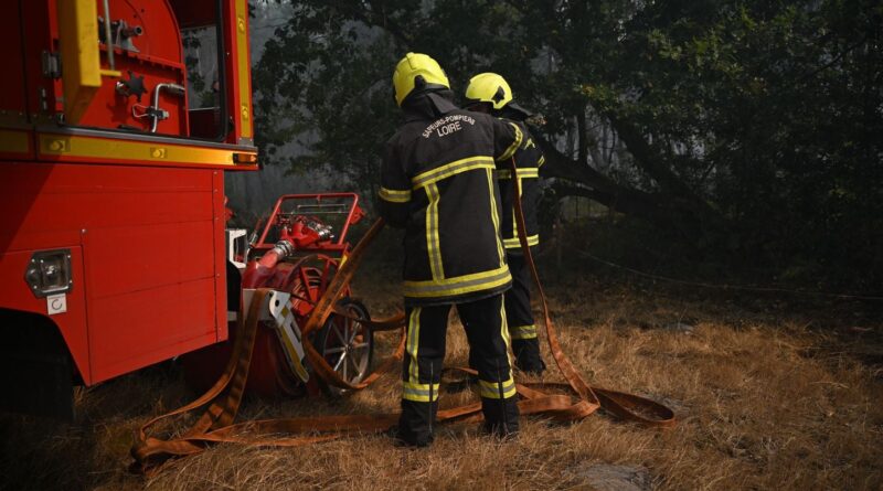 Incendie : Pompiers volontaires face aux pyromanes infiltrés, défiance et fatalité.